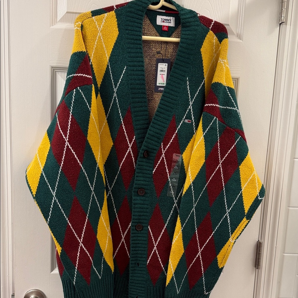 Tommy Hilfiger Men's Colorful Argyle Cardigan